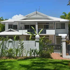 *** Aparthotel Seascape Holidays - Tropic Sands Australia